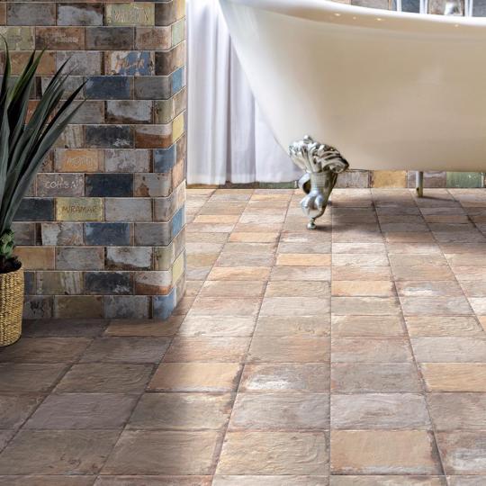 opotrebovane country vintage podlahova doska dlazba gresova doska rustikalna oranzova tepla farba mrazuvzdorna podlahova krytina dlazba hneda obyvacia stena kuchyna jedalen kupelna.jpg